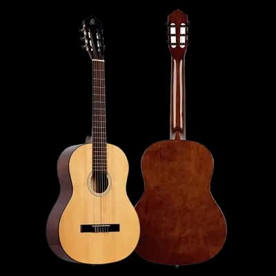 GUITARRA CLASICA 39", COLOR NATURAL, ACABADO LACADO ALTO BRILLO, TAPA DE ABETO, FONDO Y AROS DE CATALPA, CUERDAS ORTEGA